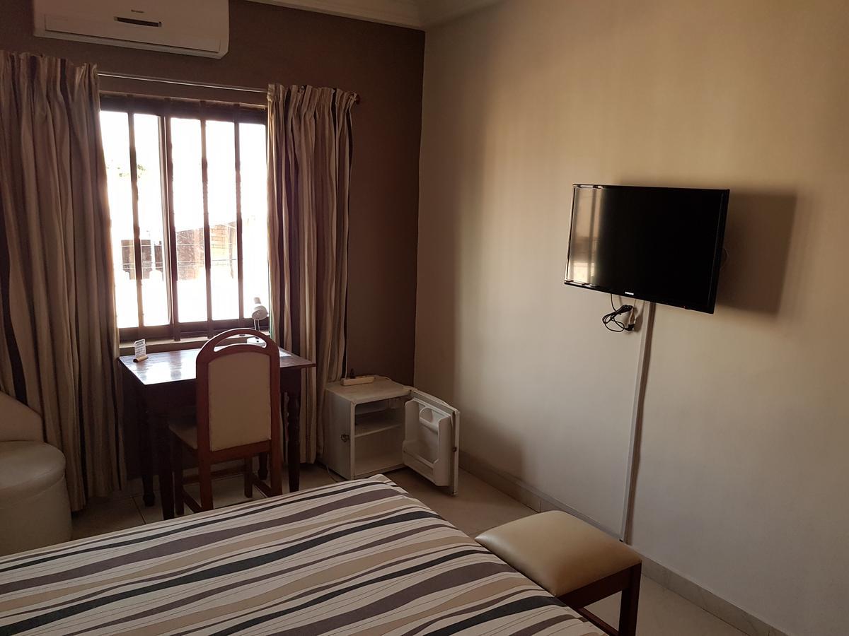 Acropole Hotel Cotonou Exterior photo