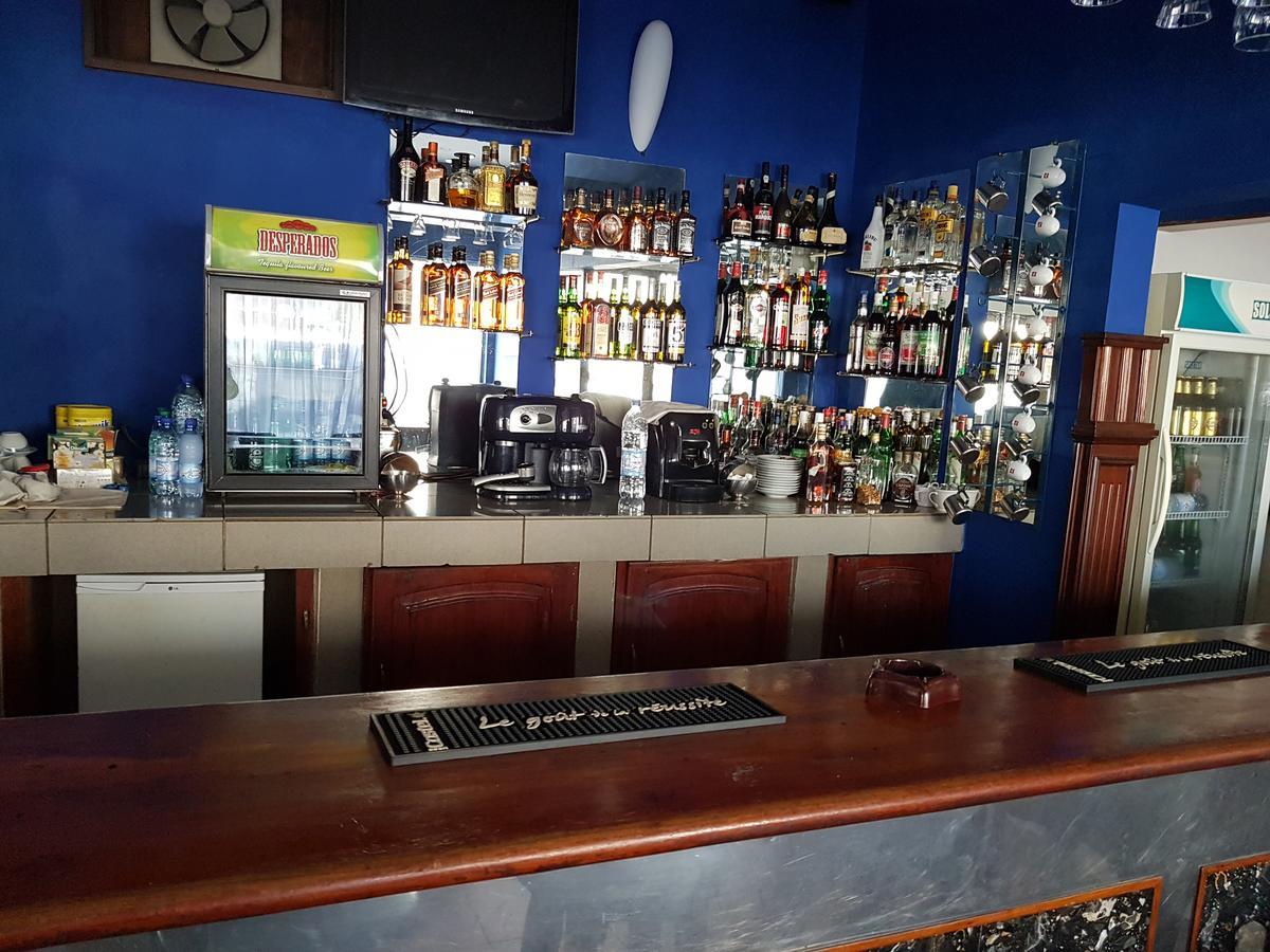 Acropole Hotel Cotonou Exterior photo